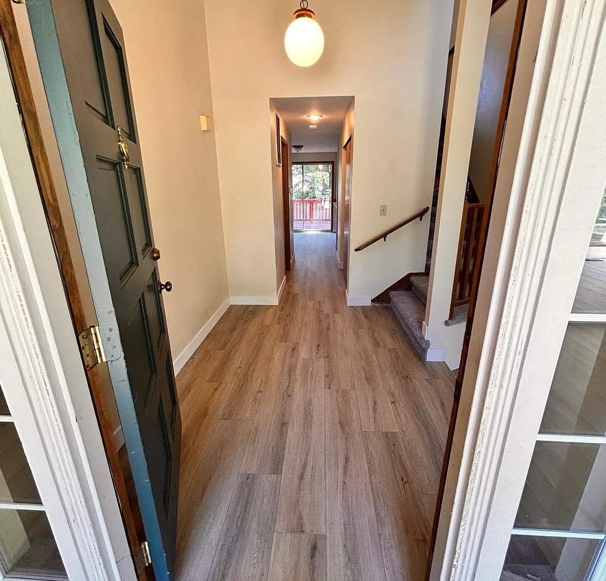 3 bed, 2.5 bath, 1970 sqft, $3,649 — Photo 3