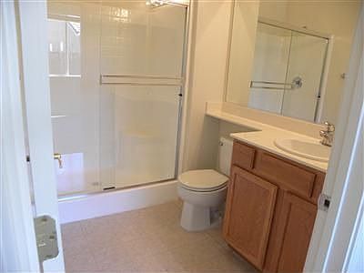 4th image of 7492 Sun Castle Ln