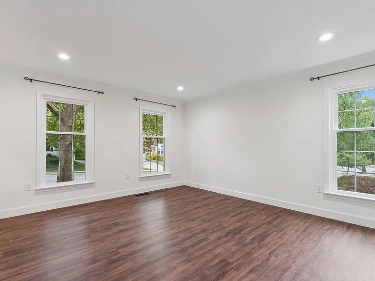 1291 Mason Mill Ct — Photo 7