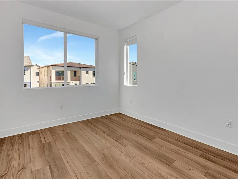 904 Chinon — Photo 17