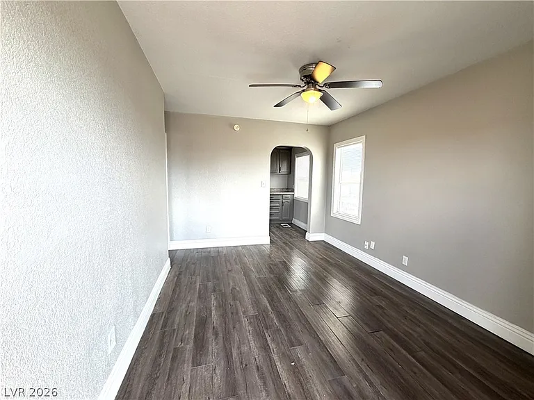 5930 Dodd St #B — Photo 2