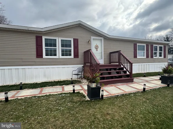 10655 Bailey Springs Ln Trlr 44, Waynesboro, PA 17268