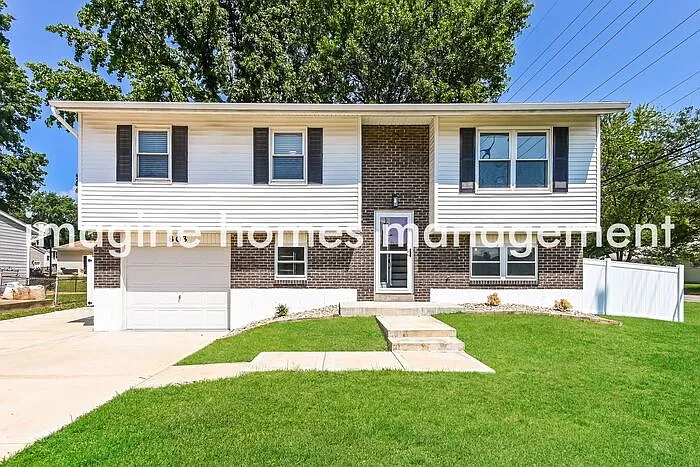 803 Brookside Dr — Photo 1