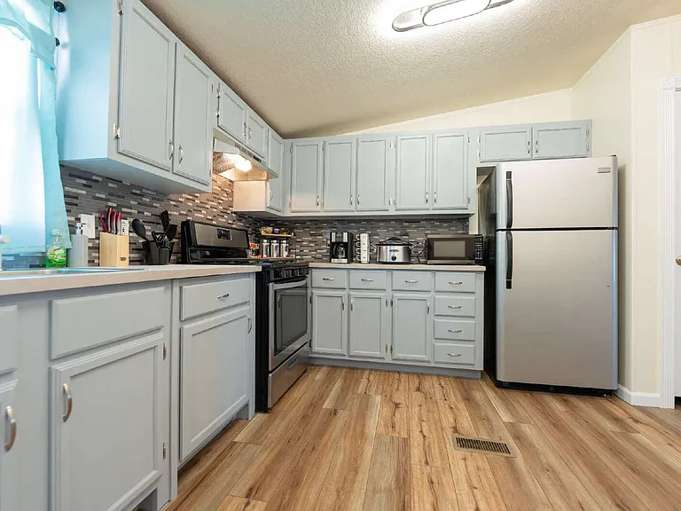 5655 W Main St — Photo 6