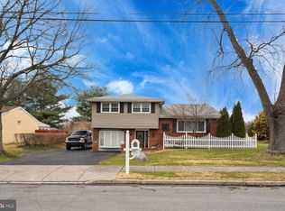 3073 Plymouth Rock Rd, Plymouth Meeting, PA 19462