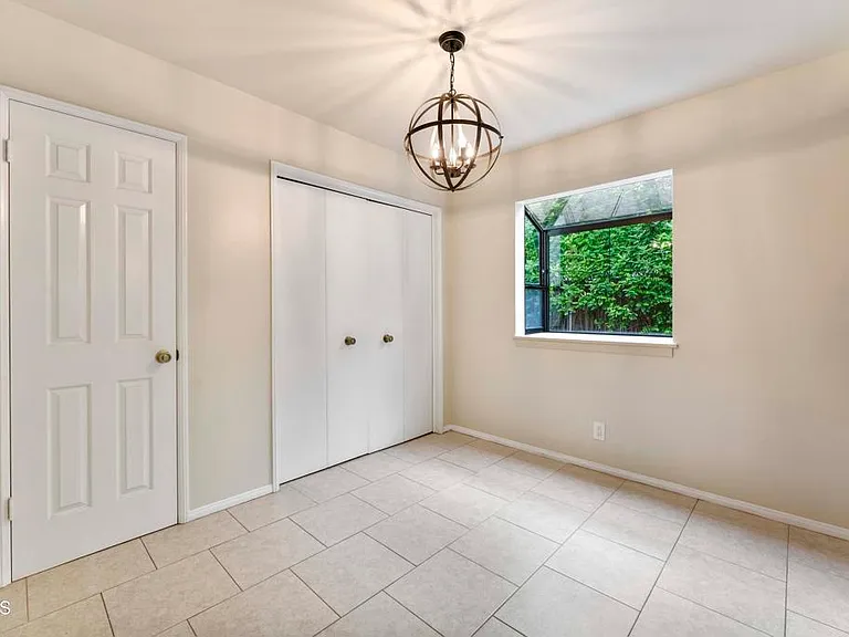 6347 N Muscatel Ave — Photo 13