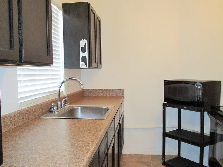 116 1/2 N Caddo St — Photo 8