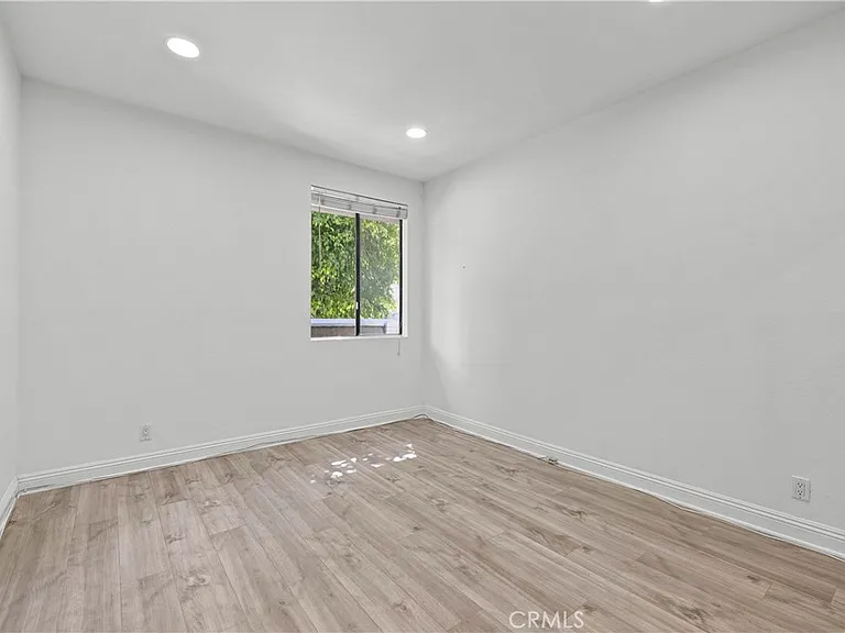 1630 S Bentley Ave #103 — Photo 15