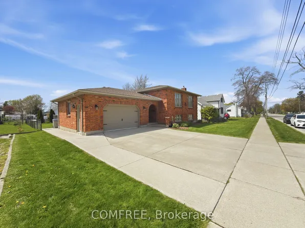 36 Union St, Lambton Shores, ON N0N 1J0