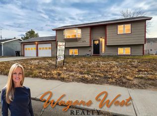 3674 Campbell Dr, Torrington, WY 82240