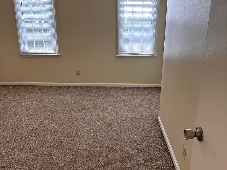 741 Ridgeview Dr — Photo 16