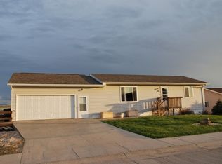 714 Zenith St, Belle Fourche, SD 57717