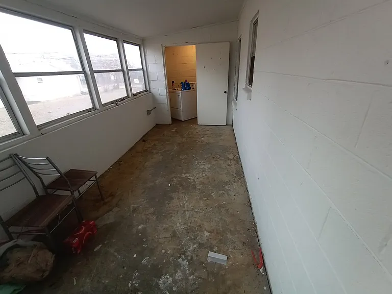 405 N Wilson Ave — Photo 3