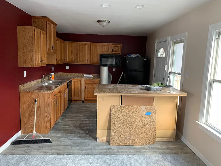 216 E Fulton St #9 — Photo 3