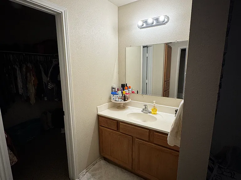 313 S Water Ln #313 — Photo 6