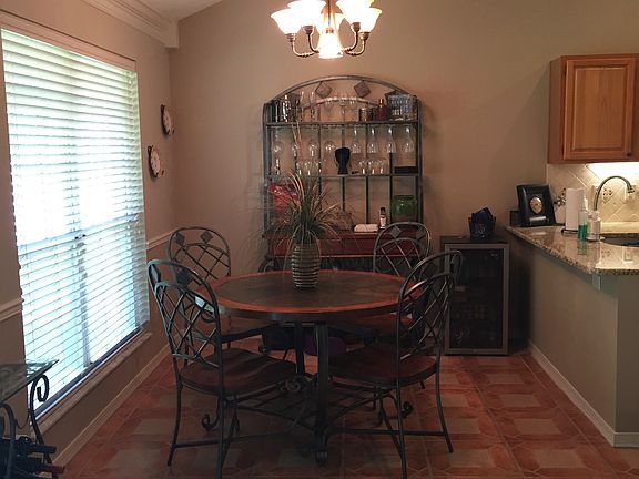 5th image of 11994 Oldfield Pointe Dr