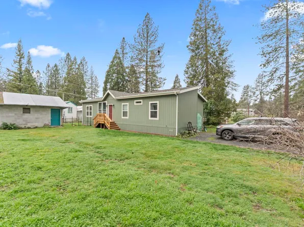 594 Detrick Dr Space 4, Grants Pass, OR 97527