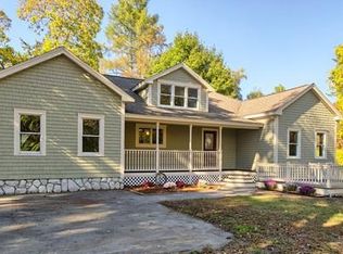 36 Turnpike Rd, Chelmsford, MA 01824