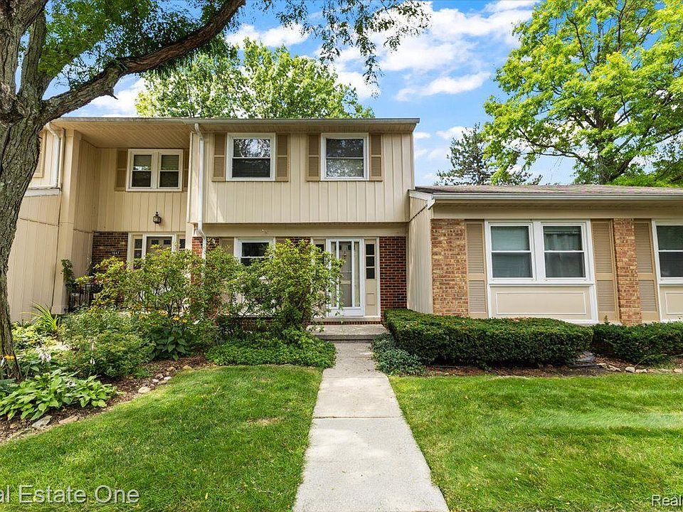 1st image of 1649 Brentwood Dr #140