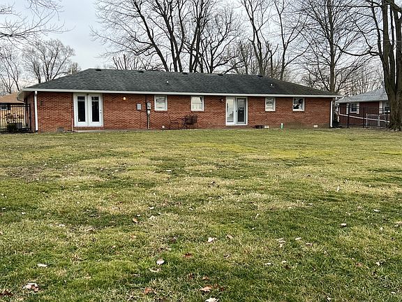 2nd image of 8915 N Mark Dr