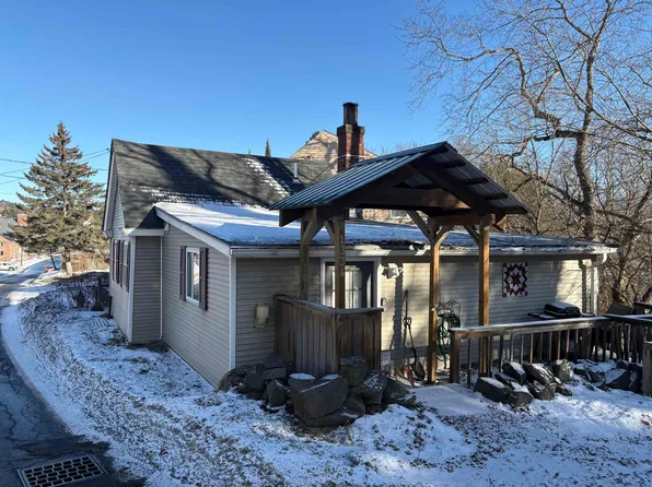 1334 Back Center Road, Lyndon, VT 05851