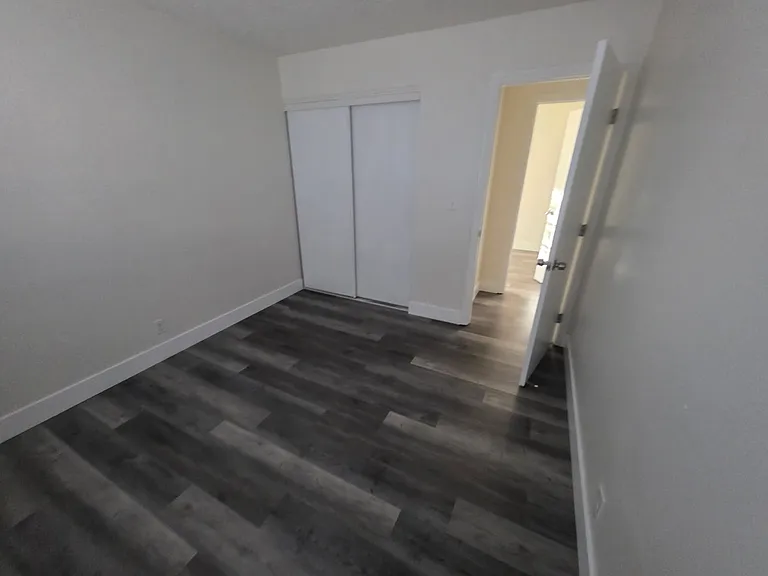 476 Corcoran Ave #1 — Photo 6