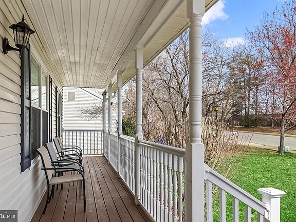 2nd image of 36 Dorothy Ln
