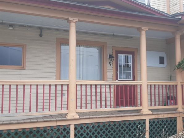 4 Titus Hill Rd UNIT 5, Colebrook, NH 03576