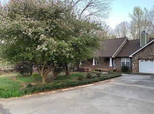 676 Northridge Dr, Demorest, GA 30535