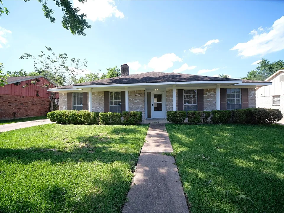 12526 Lima Dr