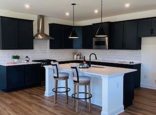 18747 Palisades Rdg, Moseley, VA 23120