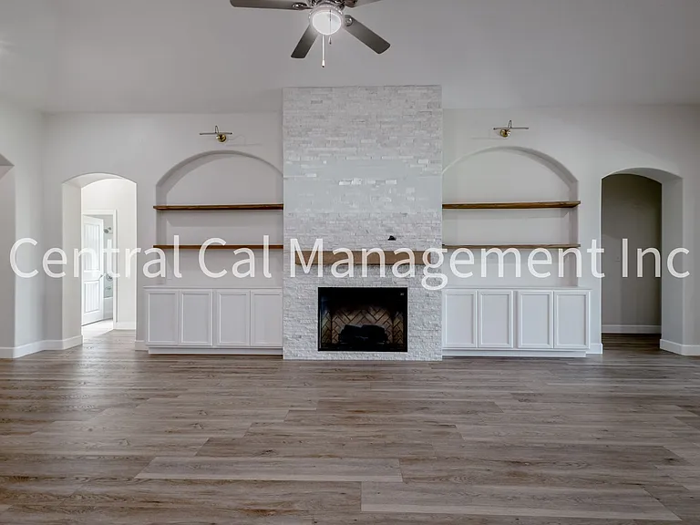 9029 Almond Creek Dr — Photo 10
