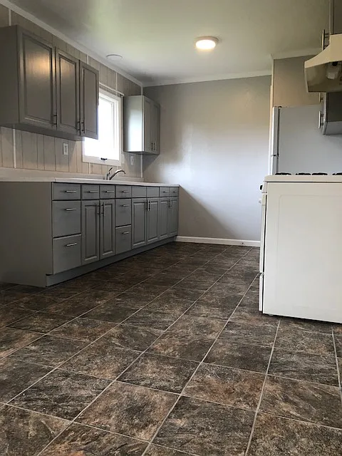 2 bed, 850 sqft, $1,280 — Photo 1
