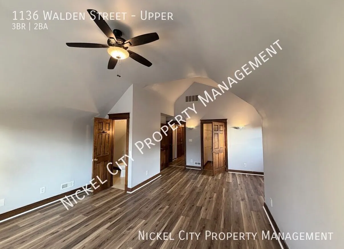 3 bed, 1.5 bath, 1100 sqft, $1,350 — Photo 4