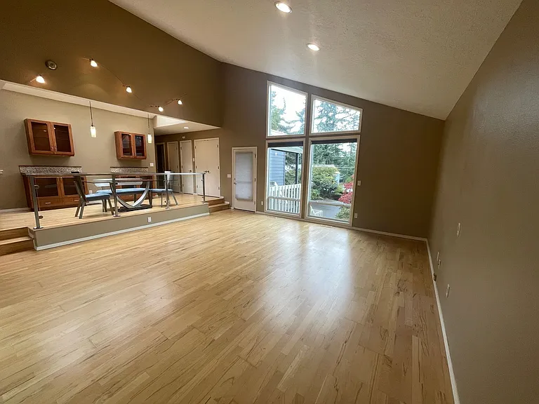 4128 SW Vesta St — Photo 5