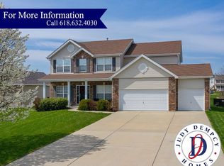 6809 Pelham Manor Dr, Fairview Heights, IL 62208