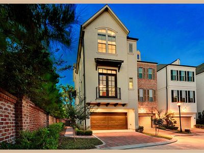 130 Gateway Park Pl, The Woodlands, TX, 77380