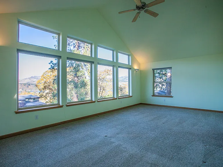 2160 Salmon Ln — Photo 9