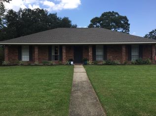 13837 Shady Ridge Ave, Baton Rouge, LA 70817