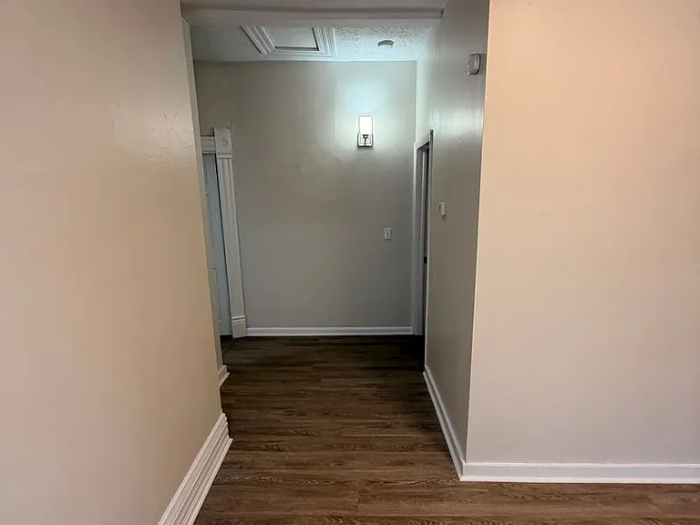 133-133.5 West Aly #10 — Photo 10