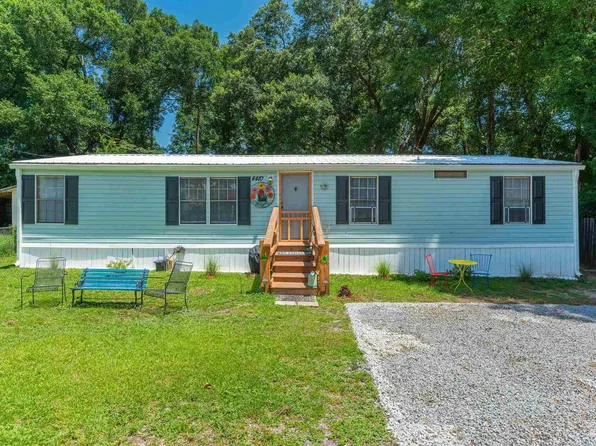 4410 Oak Ln, Milton, FL 32583