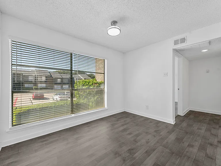 Spacious floorplan