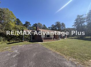 4928 Dixie Hill Rd, Buckingham, VA 23921