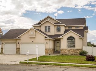 1143 N 1060 W, Clinton, UT 84015