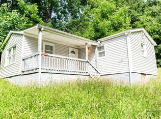 1136 Valley Dr, Knoxville, TN 37920