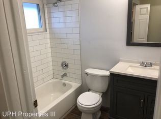 89 Whitewood Dr, Levittown, PA 19057