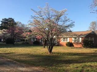 1483 Lafayette Rd, Gloucester Point, VA 23062