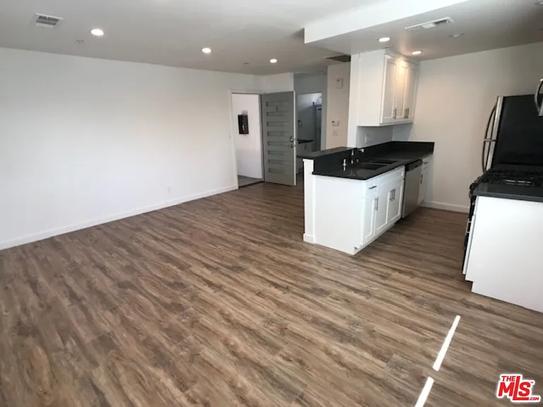 601 N Normandie Ave #6 — Photo 5