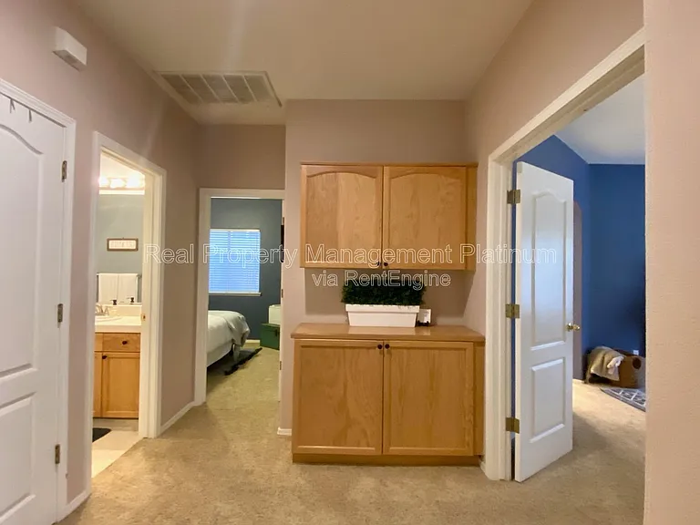 4872 N Crestmoor Ave — Photo 20