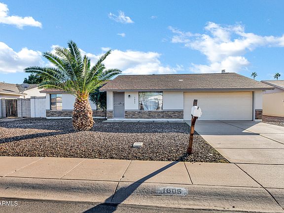 2nd image of 1605 W MARIPOSA Drive